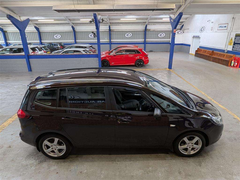 <p>2015 VAUXHALL ZAFIRA TOURER EXCLUSIV CD</p>