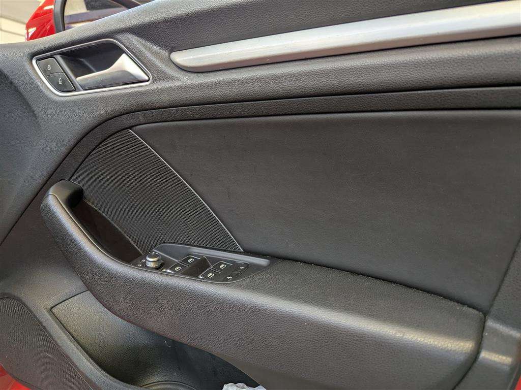 <p>2013 AUDI A3 S LINE TDI</p>