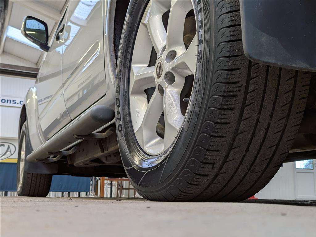 <p>2013 NISSAN NAVARA TEKNA DCI</p>