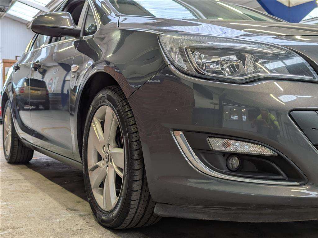 <p>2013 VAUXHALL ASTRA SRI</p>