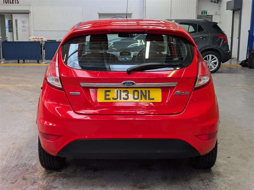<p>2013 FORD FIESTA ZETEC</p>