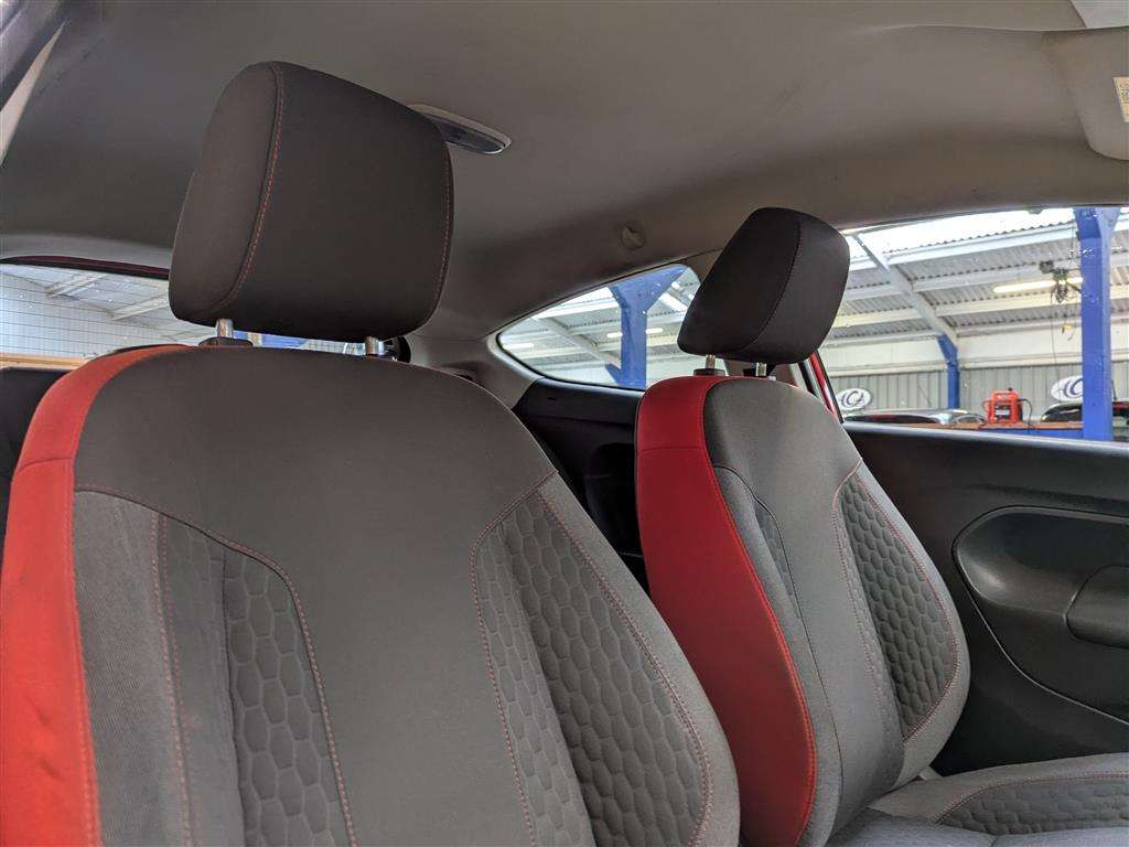 <p>2013 FORD FIESTA ZETEC</p>