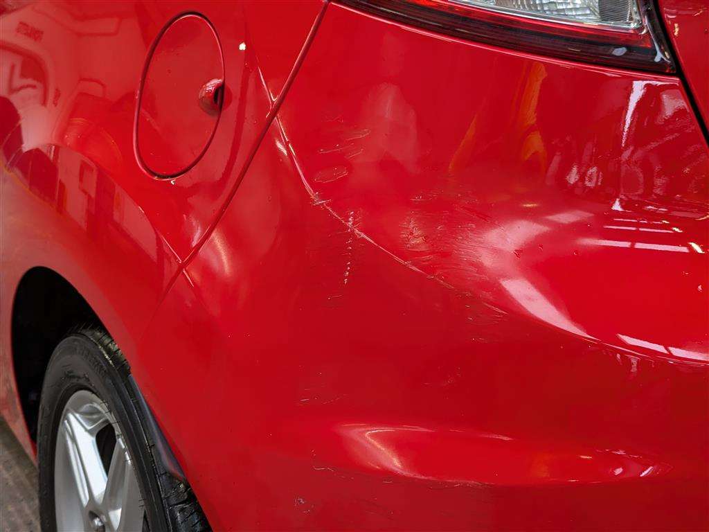 <p>2013 FORD FIESTA ZETEC</p>