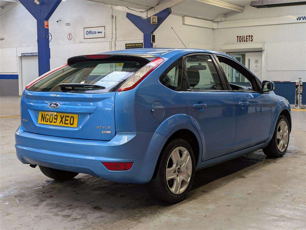 <p>2009 FORD FOCUS STYLE TD 115</p>