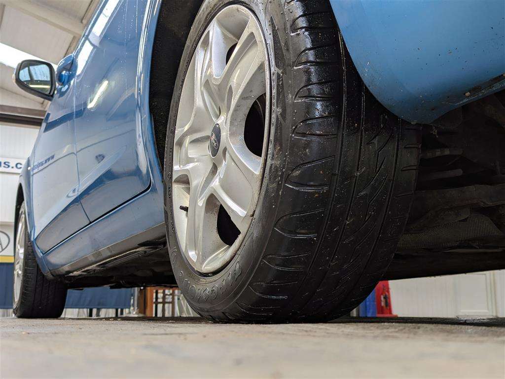 <p>2009 FORD FOCUS STYLE TD 115</p>