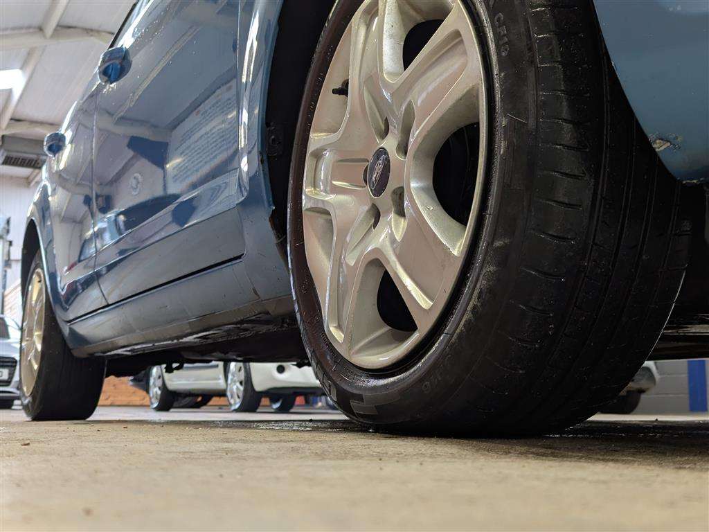 <p>2009 FORD FOCUS STYLE TD 115</p>