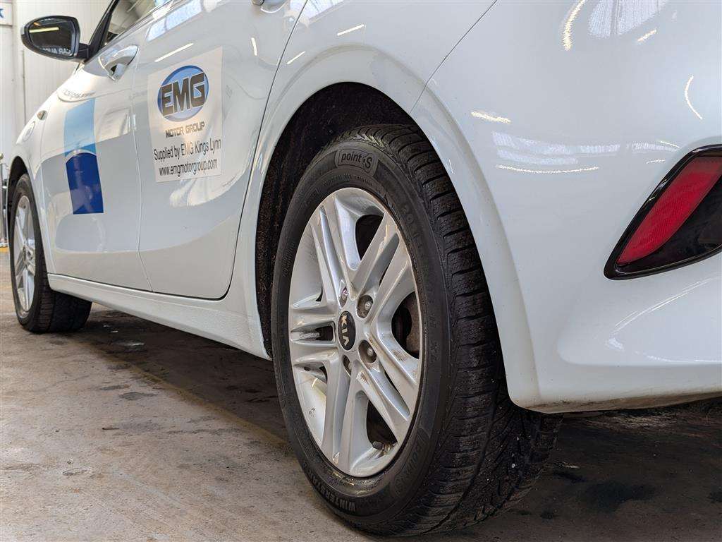 <p>2019 KIA CEED 2 ISG</p>