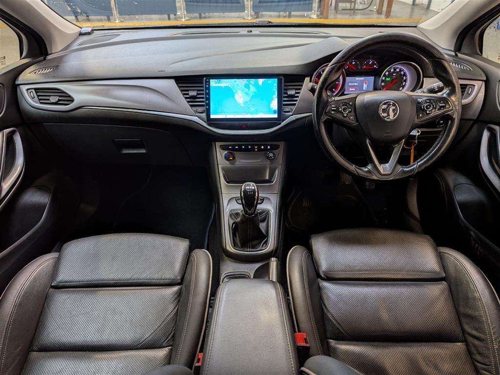 <p>2016 VAUXHALL ASTRA TECH LINE CDTI S/S</p>