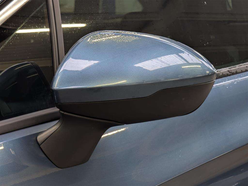 <p>2016 VAUXHALL ASTRA TECH LINE CDTI S/S</p>