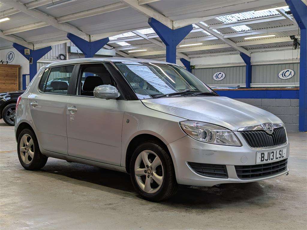 <p>2013 SKODA FABIA SE 12V</p>