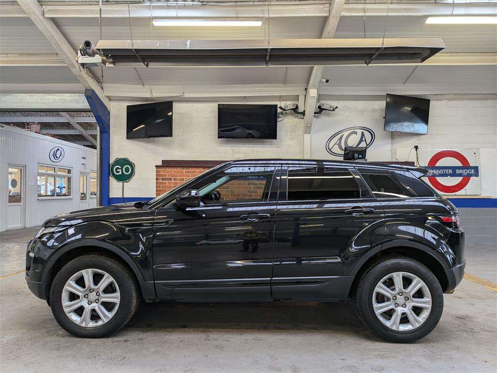 <p>2018 LAND ROVER RANGE ROVER EVOQUE SE TEC</p>
