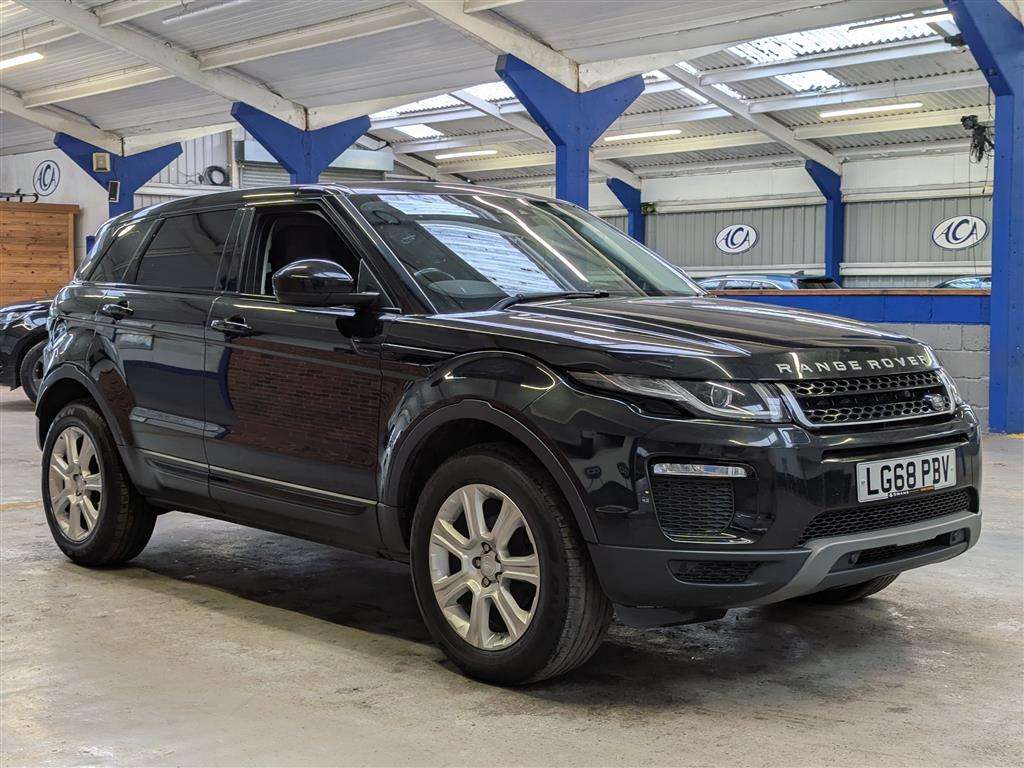 <p>2018 LAND ROVER RANGE ROVER EVOQUE SE TEC</p>