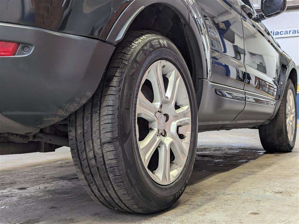 <p>2018 LAND ROVER RANGE ROVER EVOQUE SE TEC</p>