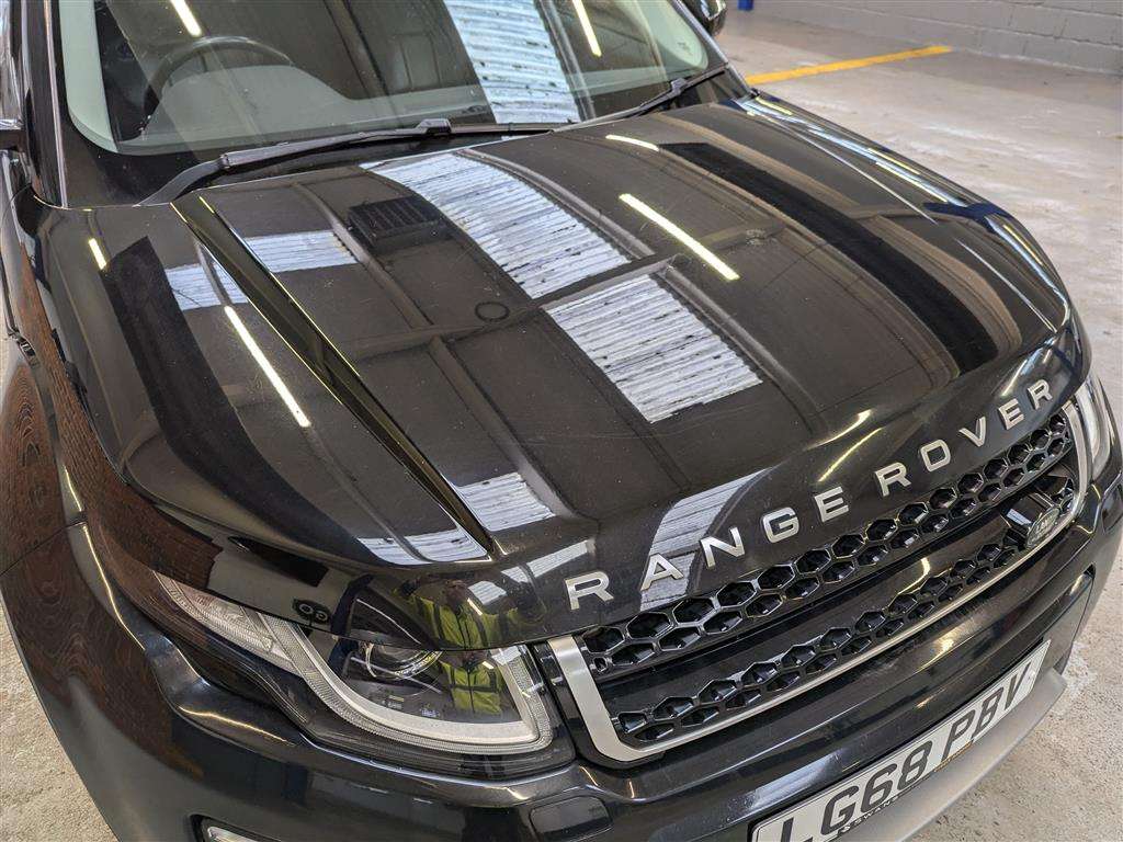 <p>2018 LAND ROVER RANGE ROVER EVOQUE SE TEC</p>