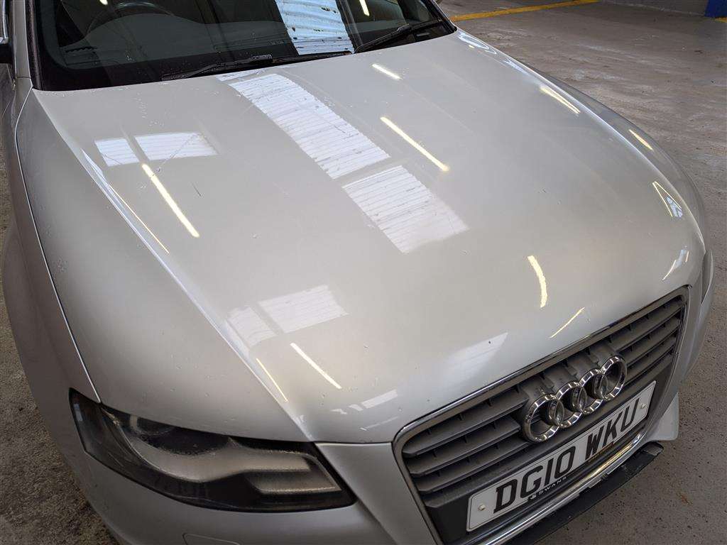 <p>2010 AUDI A4 S LINE TFSI AVANT</p>