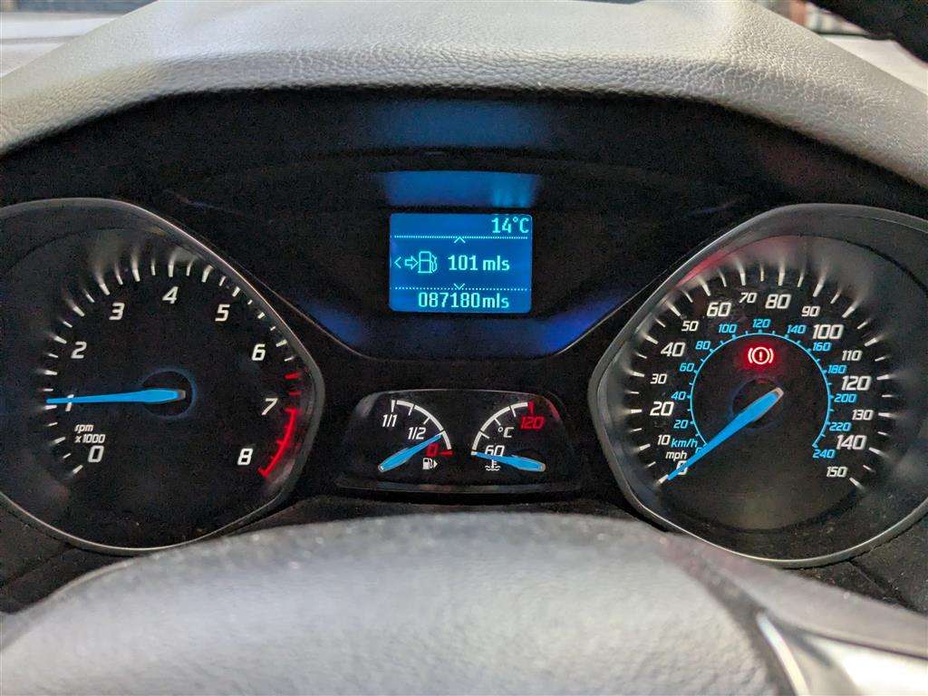 <p>2013 FORD FOCUS ZETEC TURBO</p>