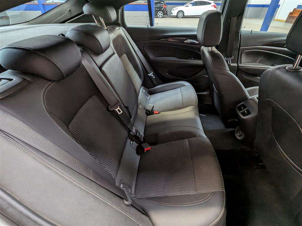 <p>2019 VAUXHALL INSIGNIA SRI VX-LINE NAV</p>