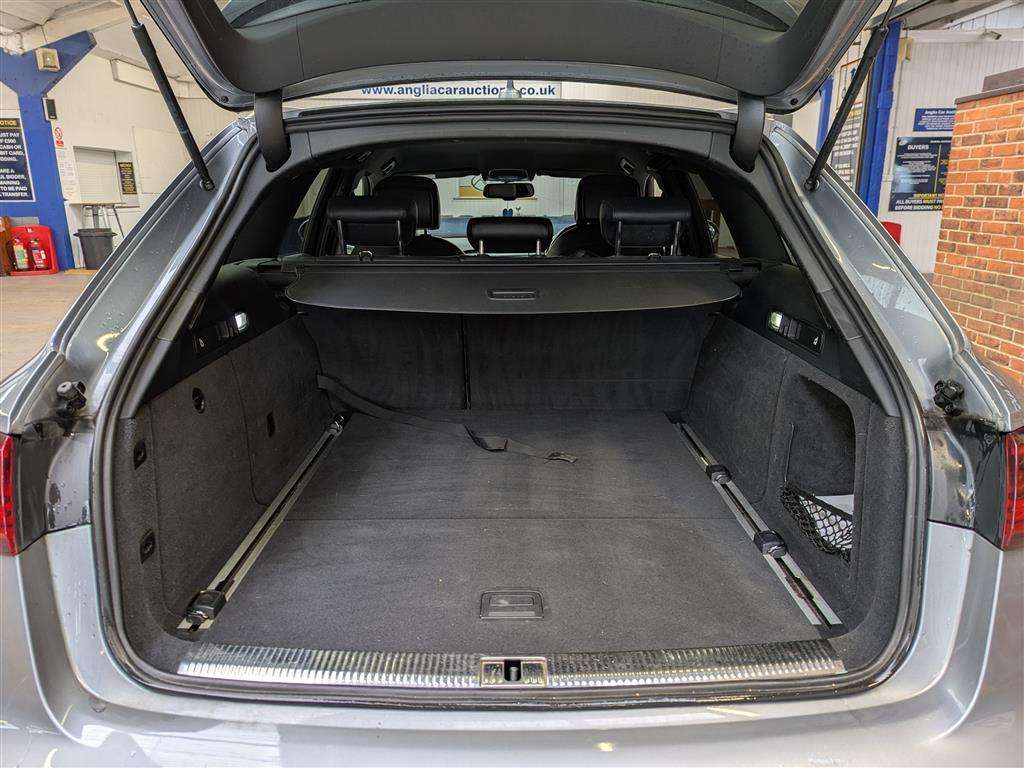 <p>2016 AUDI A6 SLINE BLACK ED TDI ULT</p>