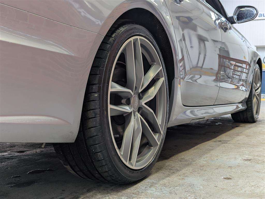 <p>2016 AUDI A6 SLINE BLACK ED TDI ULT</p>