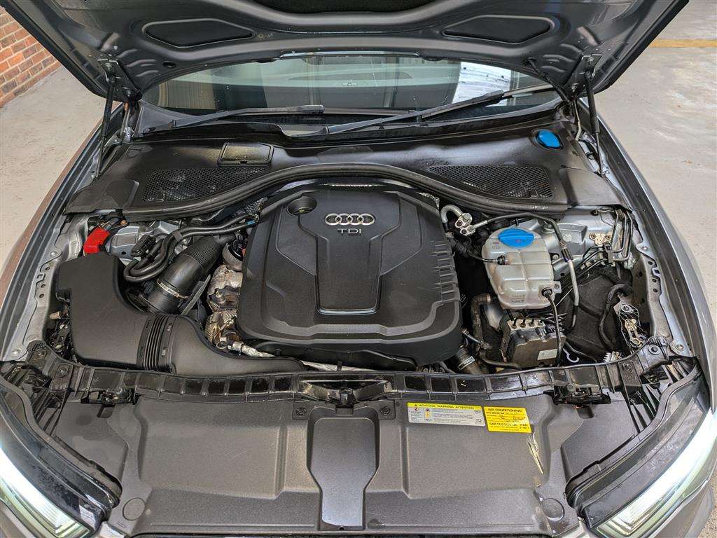 <p>2016 AUDI A6 SLINE BLACK ED TDI ULT</p>