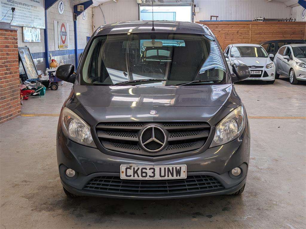 <p>2013 MERCEDES-BENZ CITAN 109 CDI TRAVELINER</p>