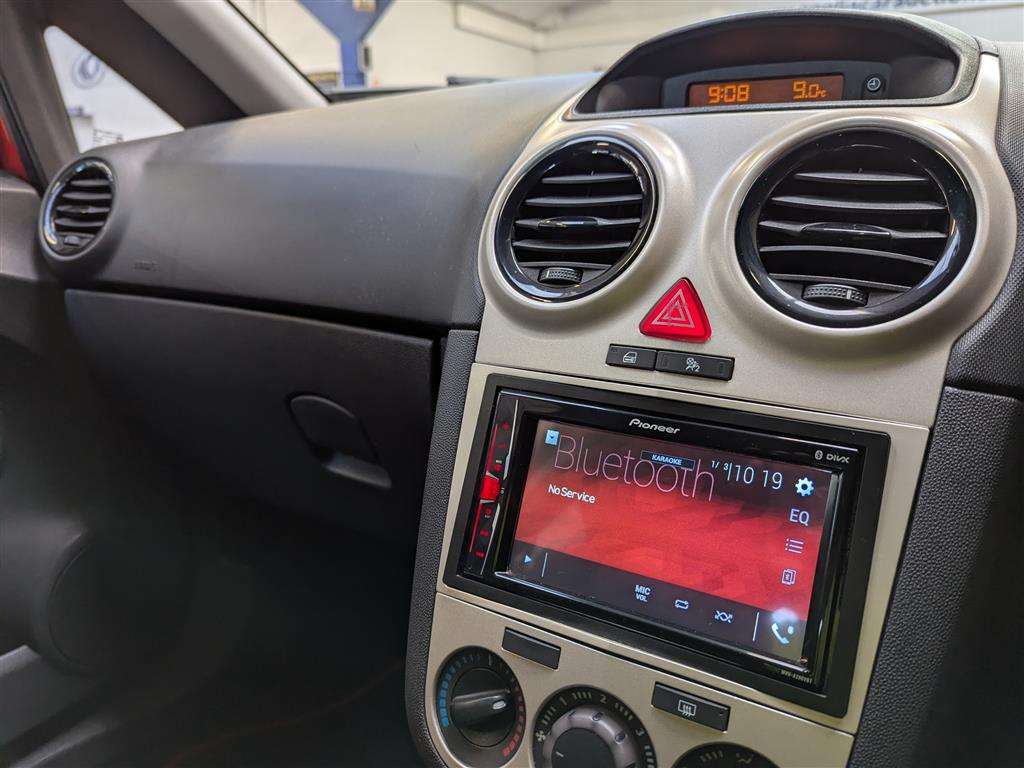 <p>2010 VAUXHALL CORSA S ECOFLEX</p>