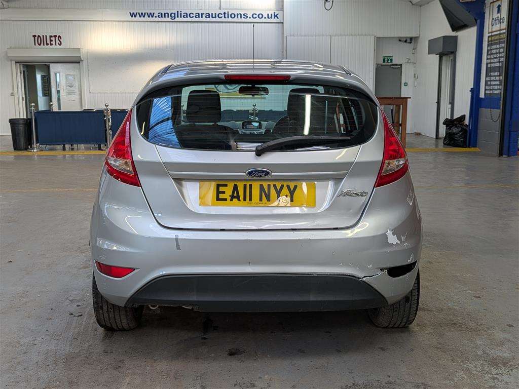 <p>2011 FORD FIESTA EDGE</p>