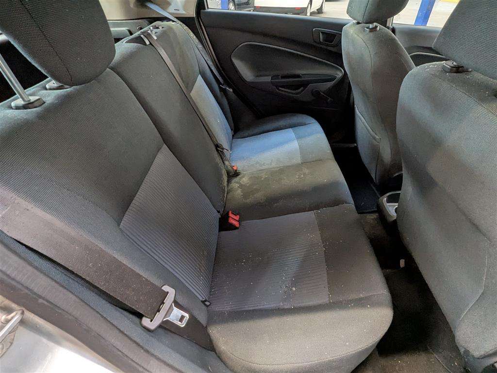 <p>2011 FORD FIESTA EDGE</p>