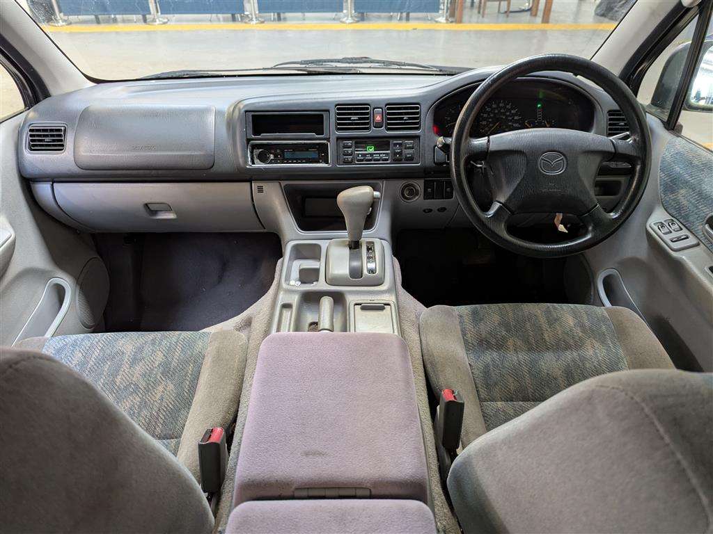 <p>1998 MAZDA</p>