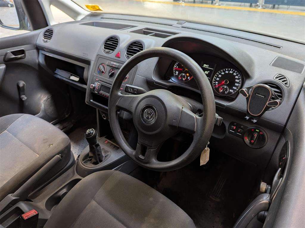 <p>2014 VOLKSWAGEN CADDY C20 STARTLINE TDI</p>