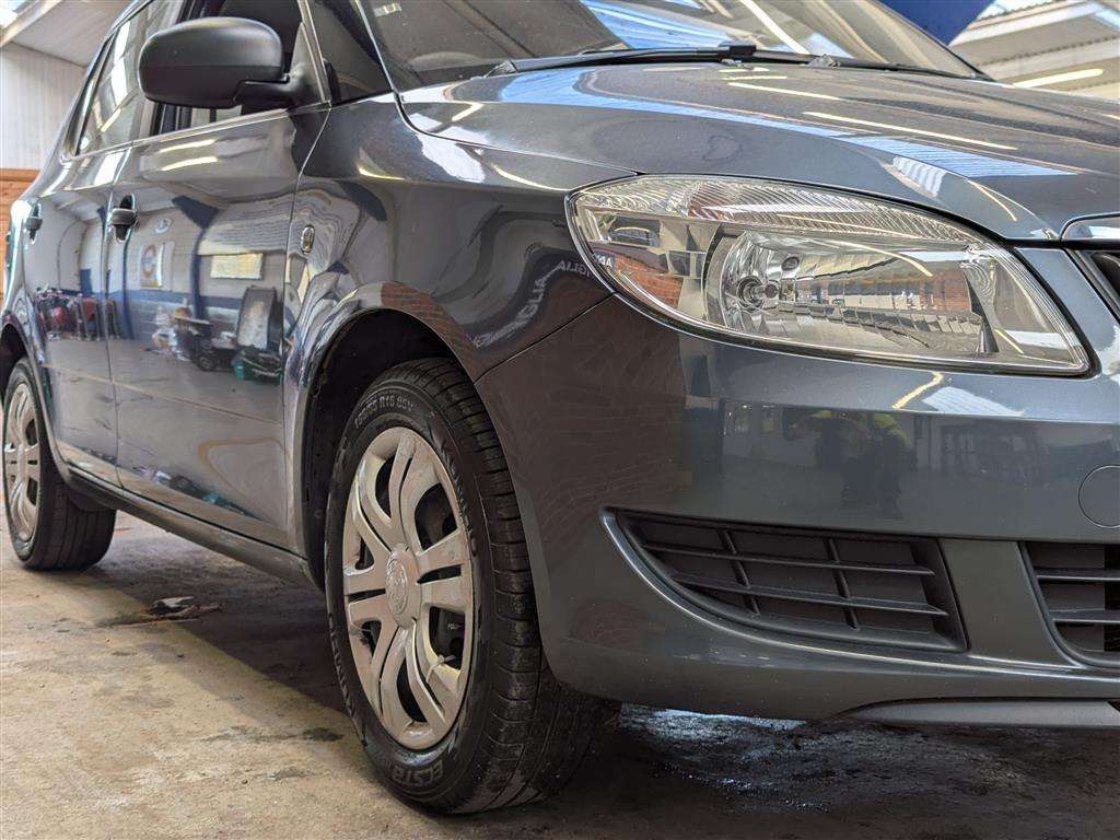 <p>2011 SKODA FABIA S 6V</p>