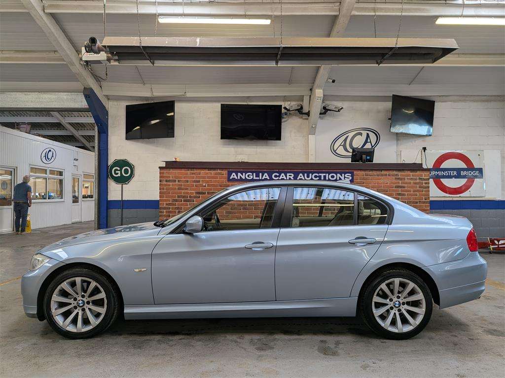 <p>2009 BMW 320D SE</p>