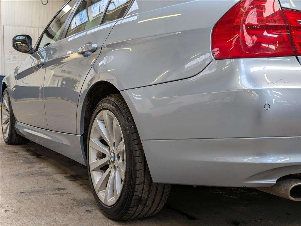 <p>2009 BMW 320D SE</p>