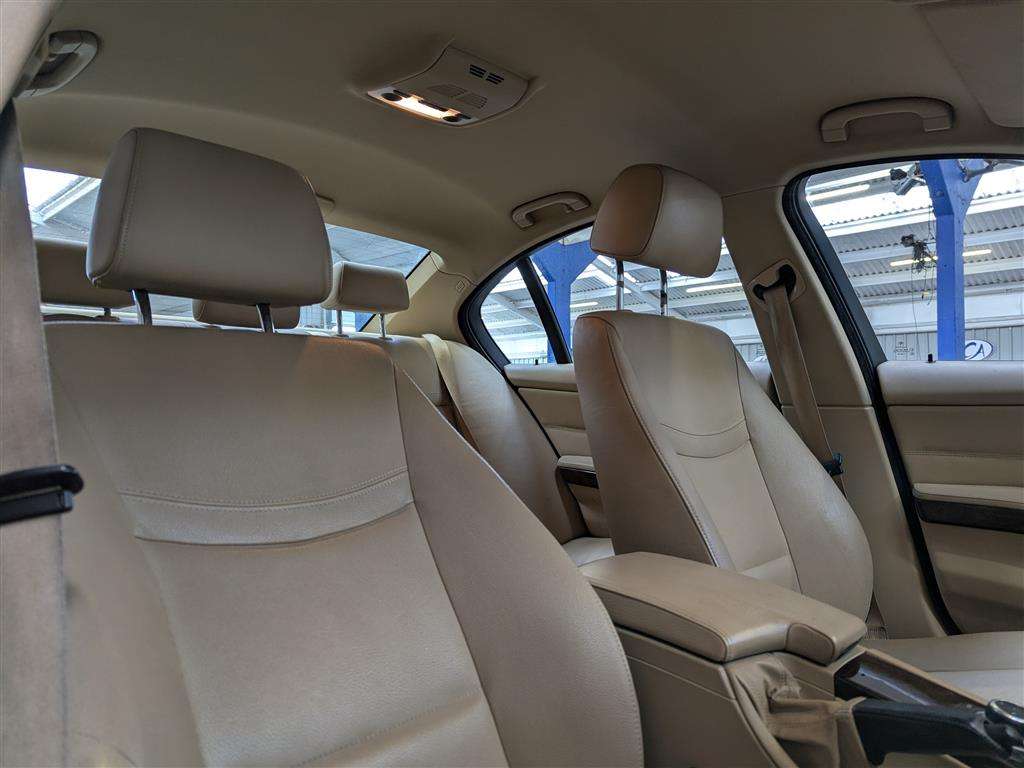 <p>2009 BMW 320D SE</p>