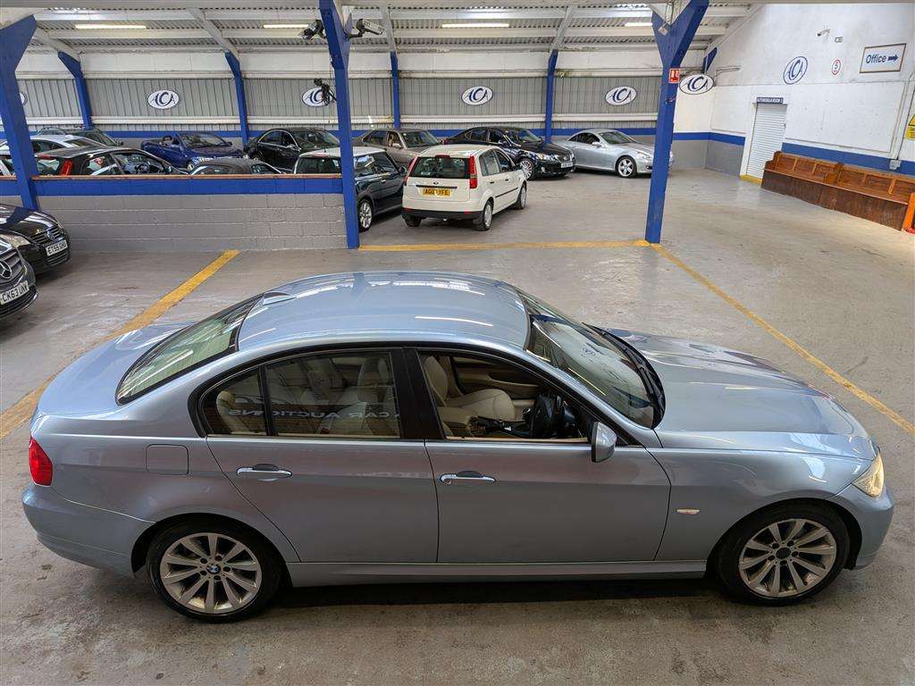 <p>2009 BMW 320D SE</p>