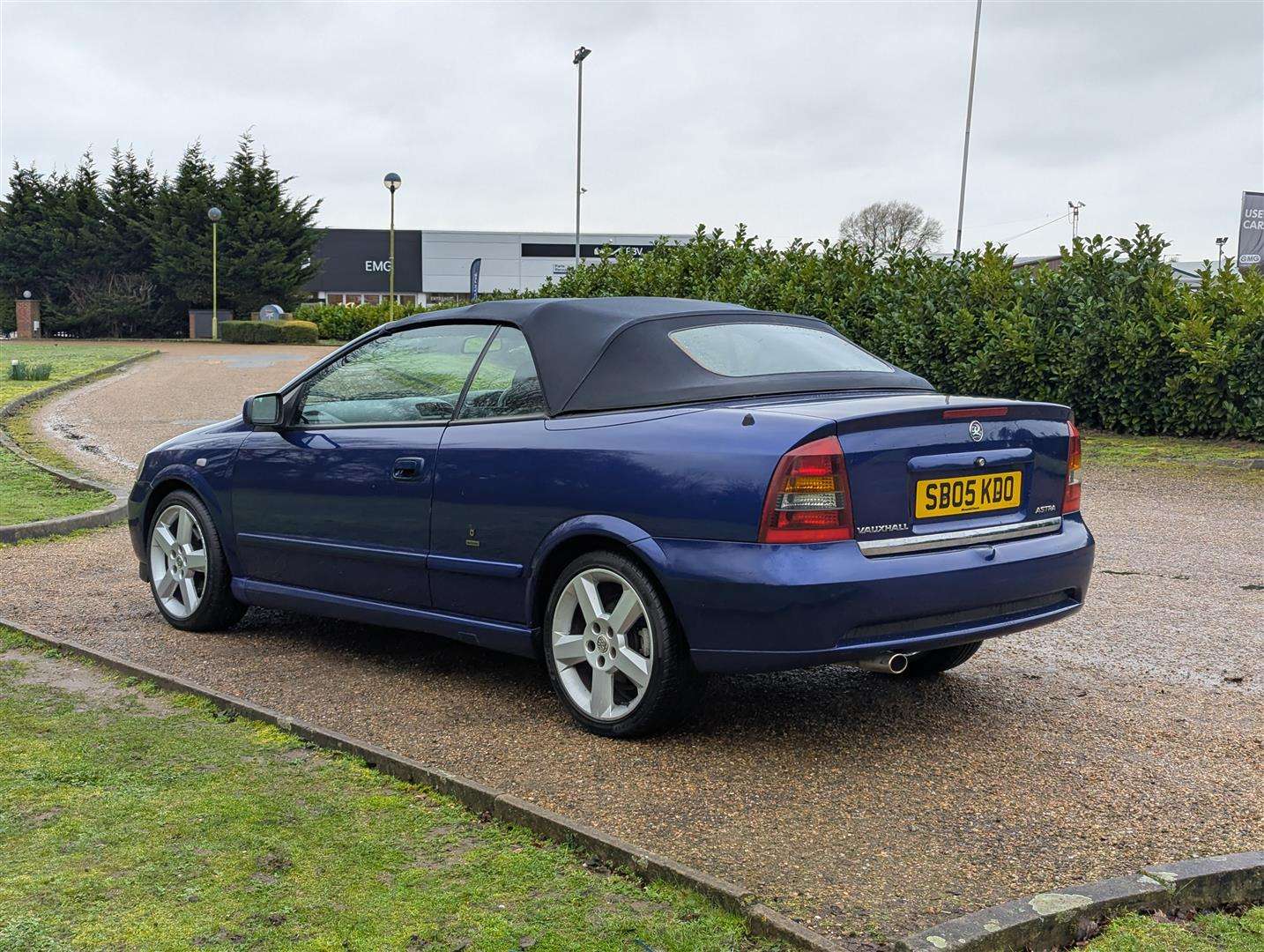 <p>2005 VAUXHALL ASTRA BERTONE EXCLUSIVE</p>