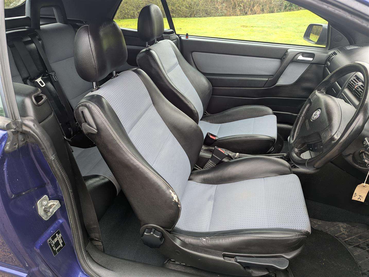 <p>2005 VAUXHALL ASTRA BERTONE EXCLUSIVE</p>