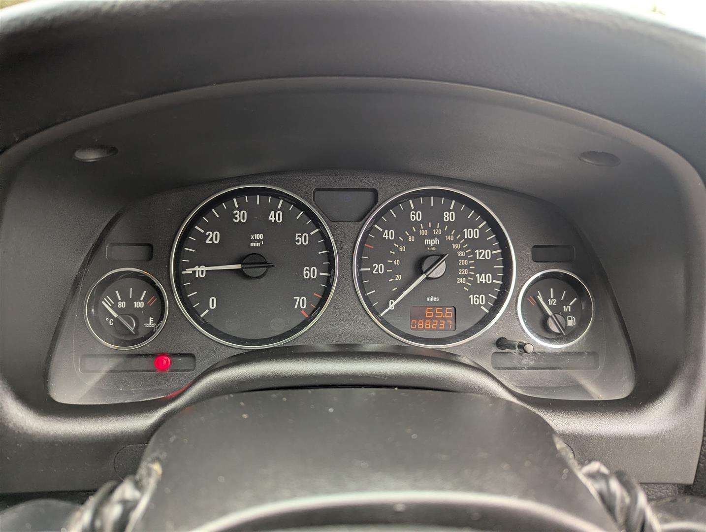 <p>2005 VAUXHALL ASTRA BERTONE EXCLUSIVE</p>