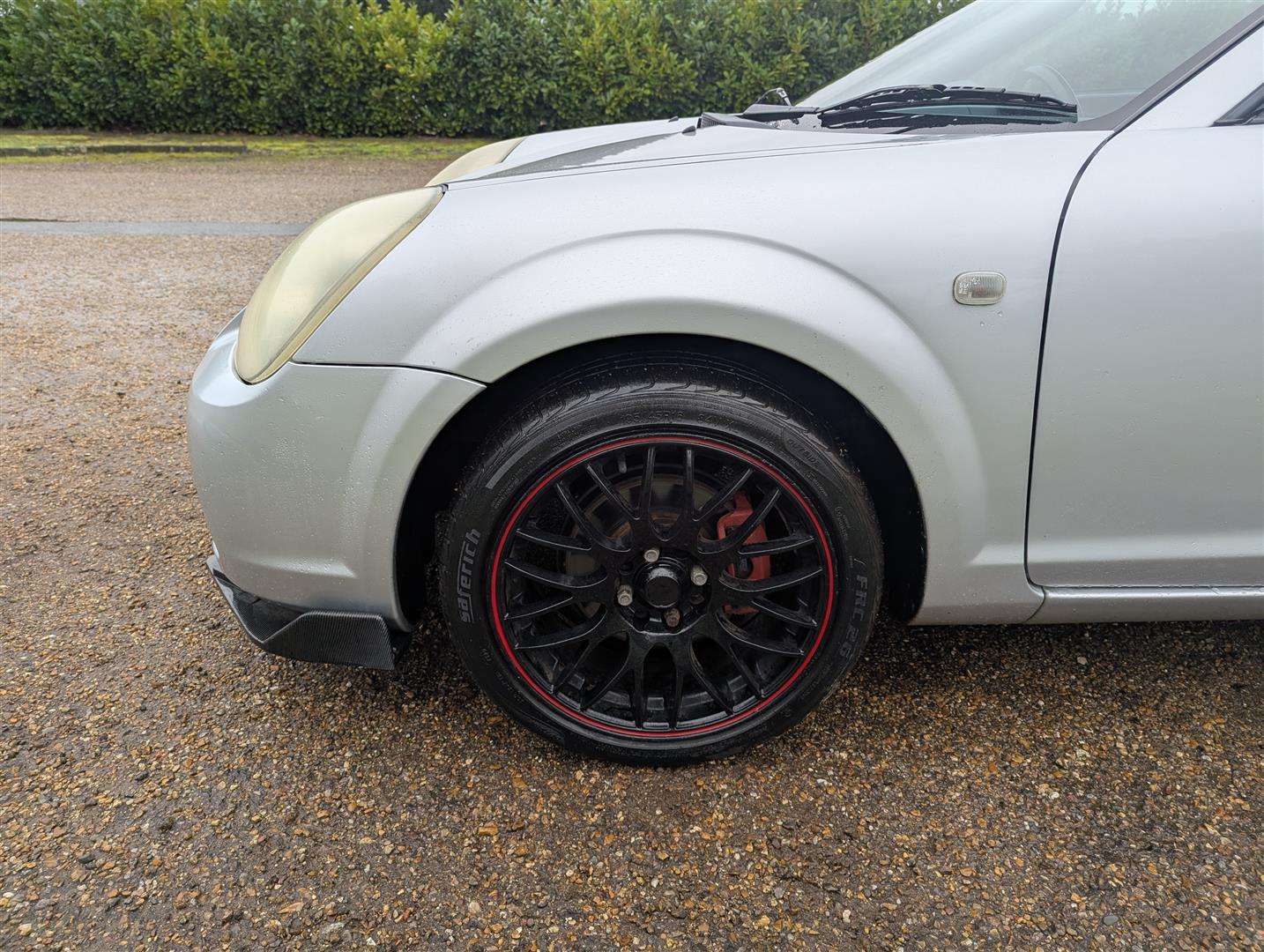 <p>2004 TOYOTA MR2 ROADSTER VVTI</p>