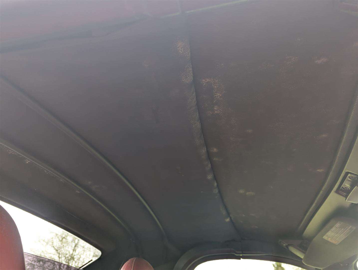 <p>2004 TOYOTA MR2 ROADSTER VVTI</p>