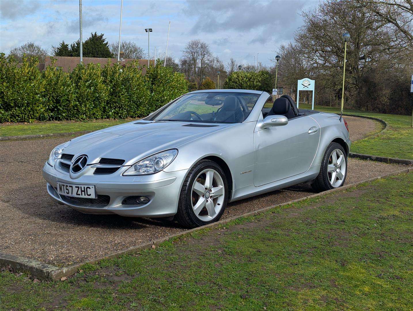 <p>2007 MERCEDES SLK 200 KOMPRESSOR</p>