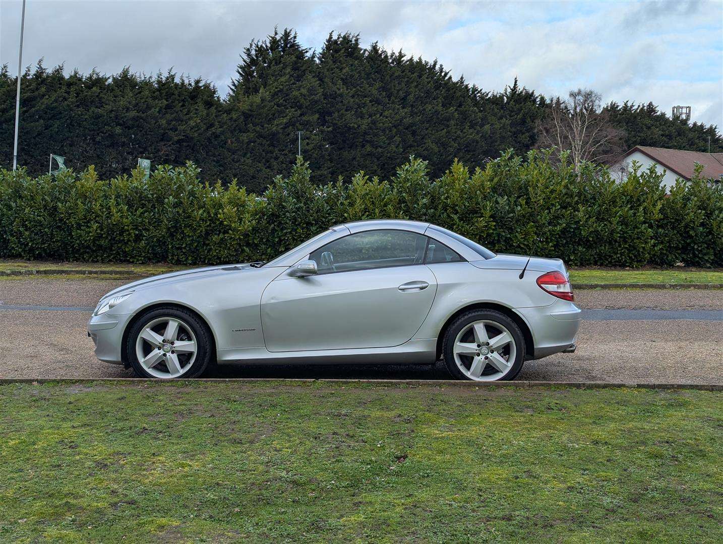 <p>2007 MERCEDES SLK 200 KOMPRESSOR</p>