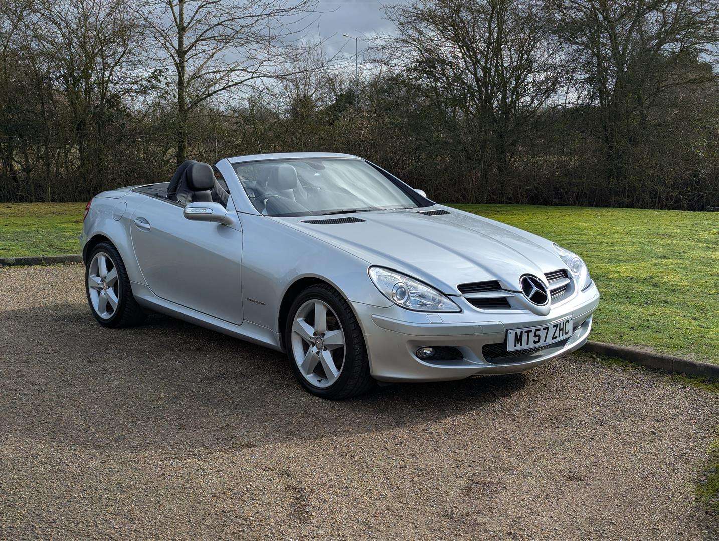 <p>2007 MERCEDES SLK 200 KOMPRESSOR</p>