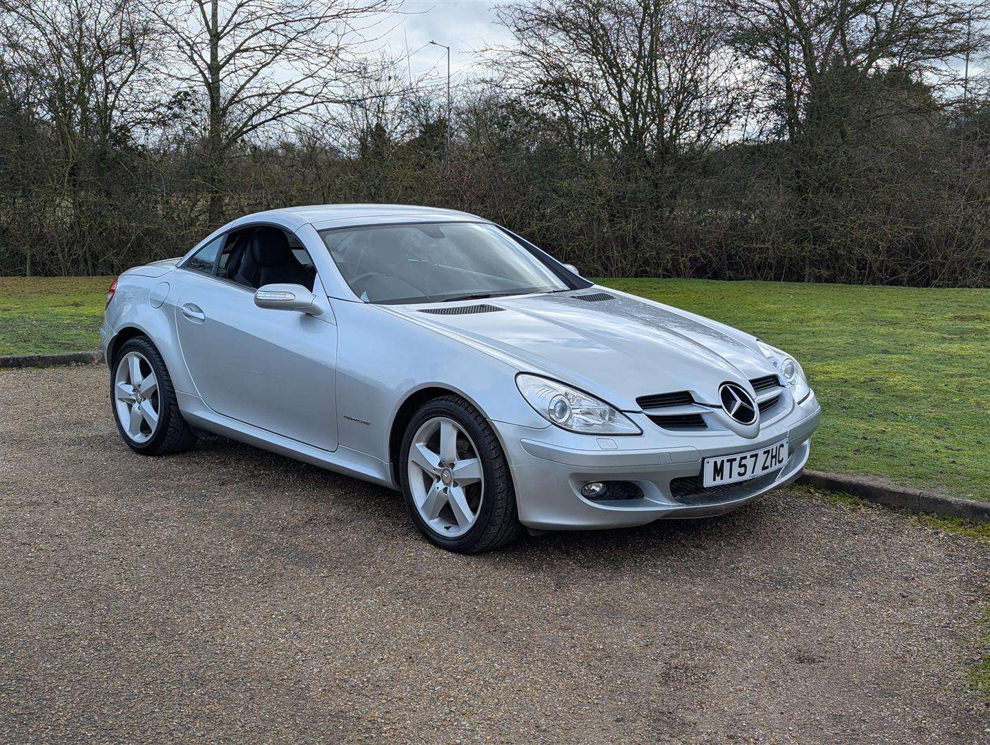 <p>2007 MERCEDES SLK 200 KOMPRESSOR</p>