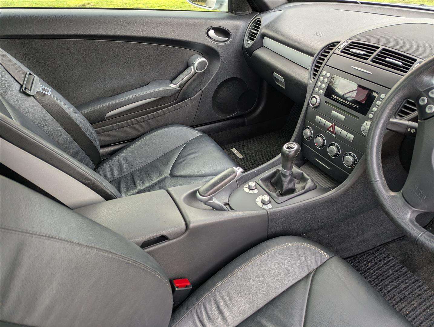 <p>2007 MERCEDES SLK 200 KOMPRESSOR</p>