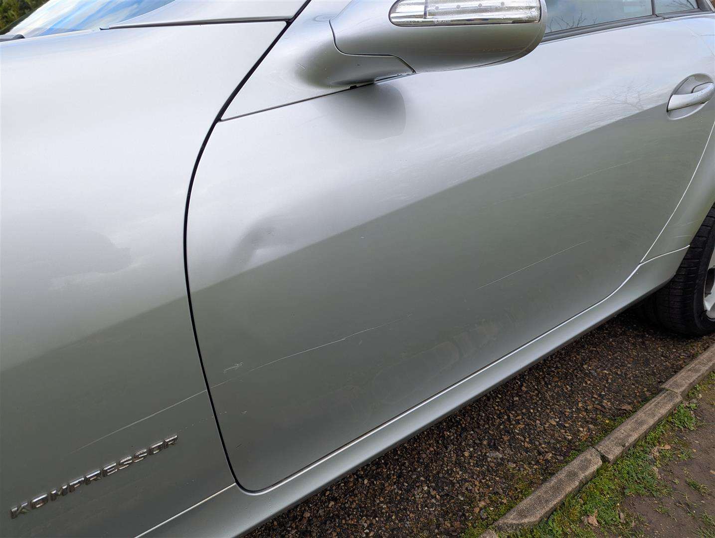 <p>2007 MERCEDES SLK 200 KOMPRESSOR</p>