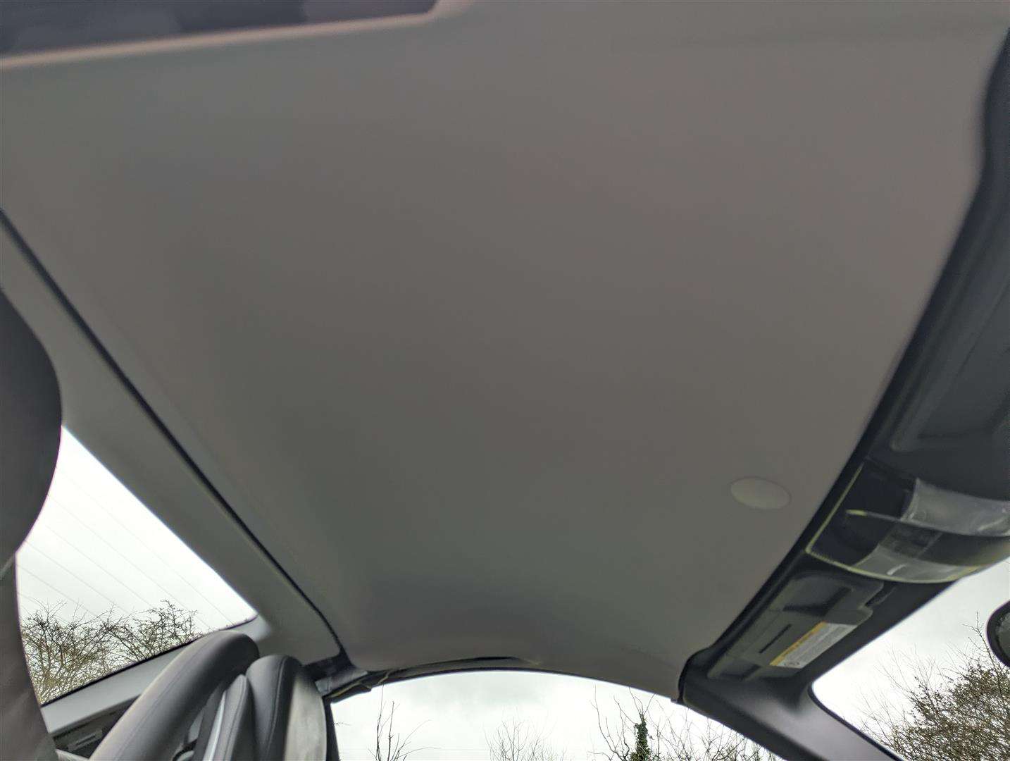 <p>2007 MERCEDES SLK 200 KOMPRESSOR</p>