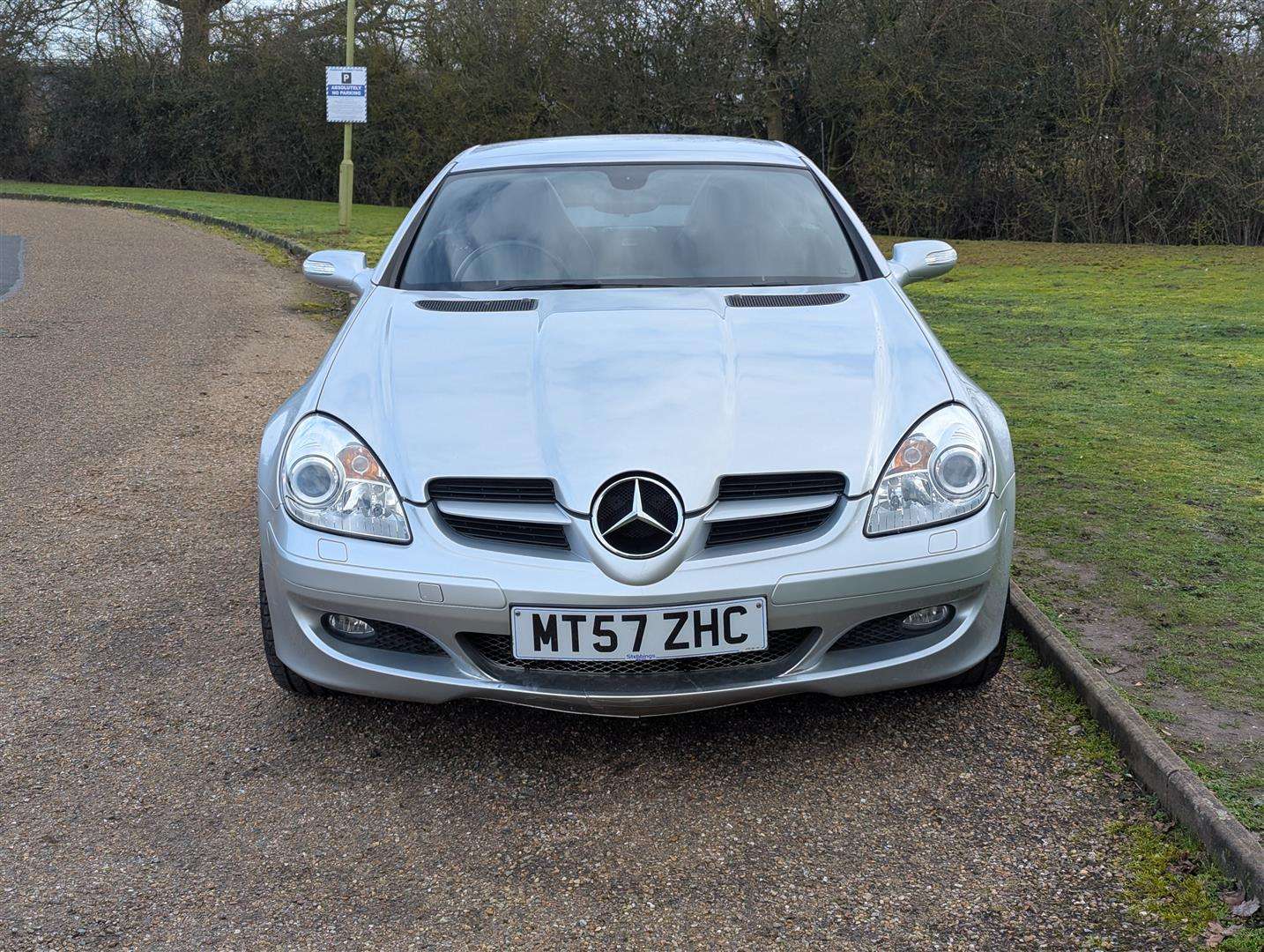 <p>2007 MERCEDES SLK 200 KOMPRESSOR</p>