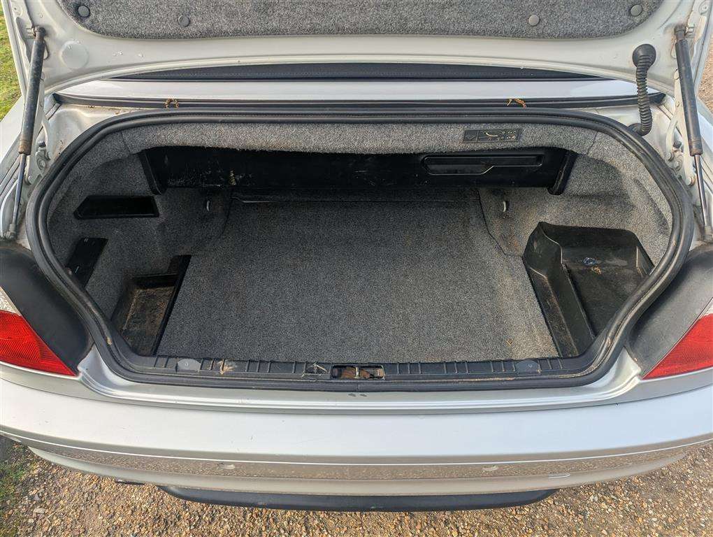 <p>2006 BMW 318CI M SPORT</p>