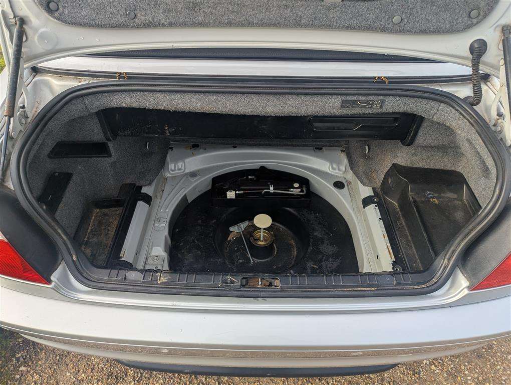 <p>2006 BMW 318CI M SPORT</p>